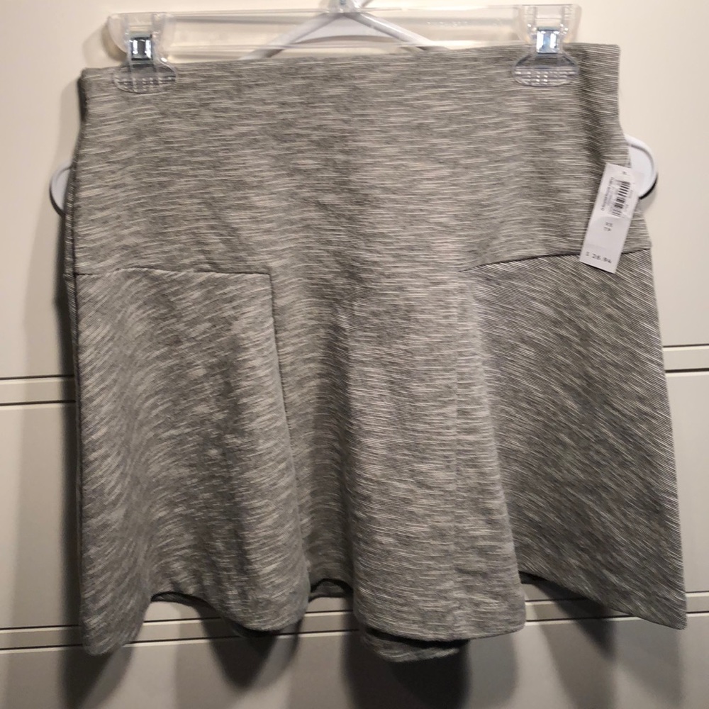 Old Navy Grey skater skirt NWT